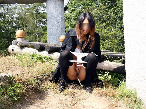 anh sex hinh sex em dang trong wc